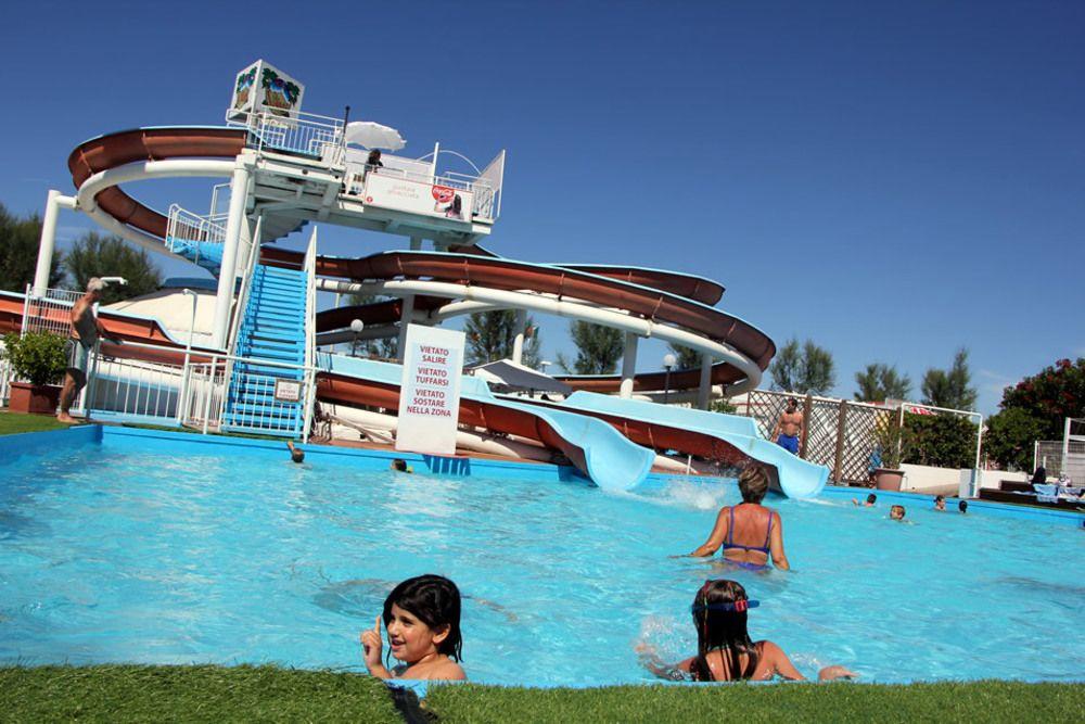 Hotel Madison Rimini Esterno foto